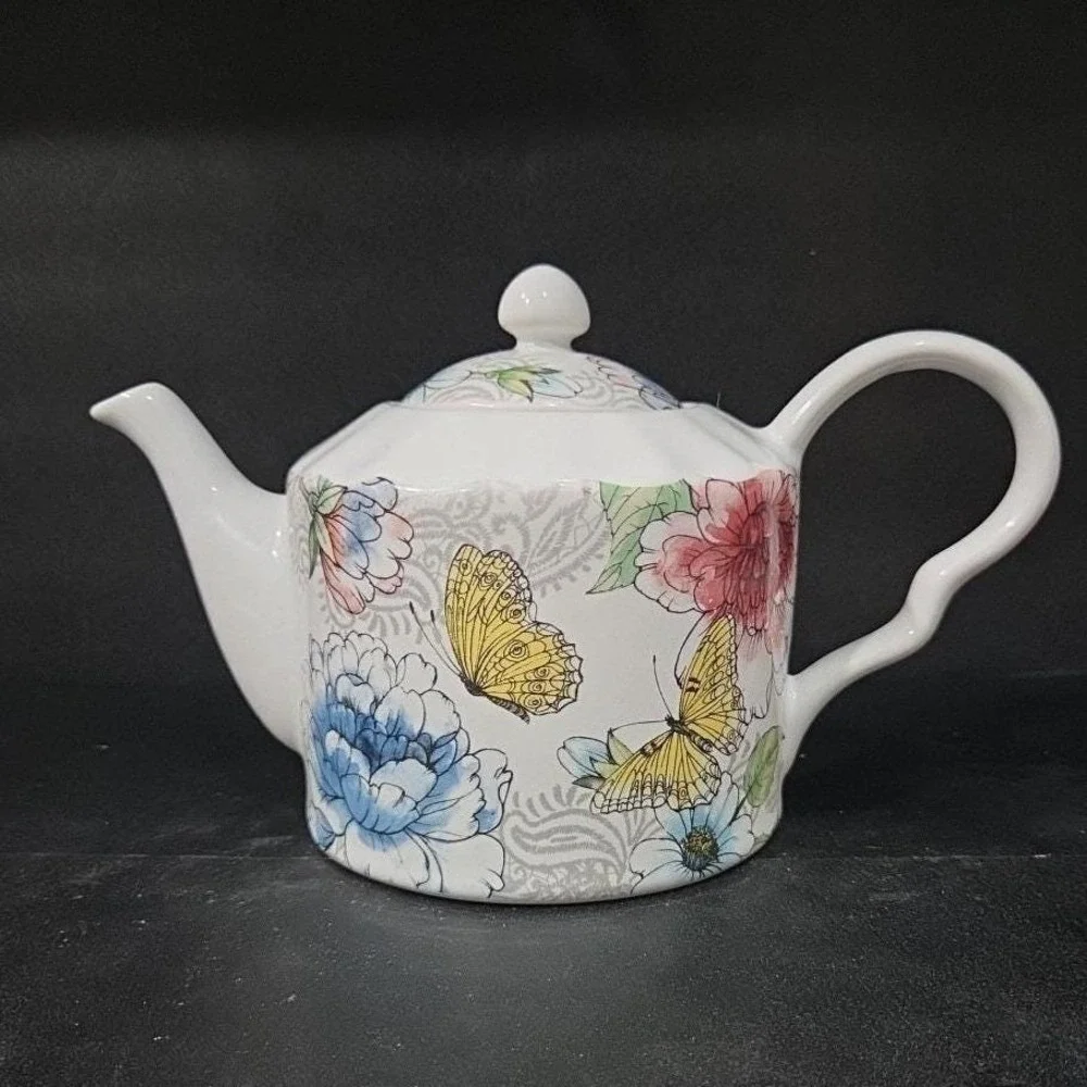 Coventry Harper Butterfly Design Teapot, Cottagecore Kitchenware, Whimsical Pot‎